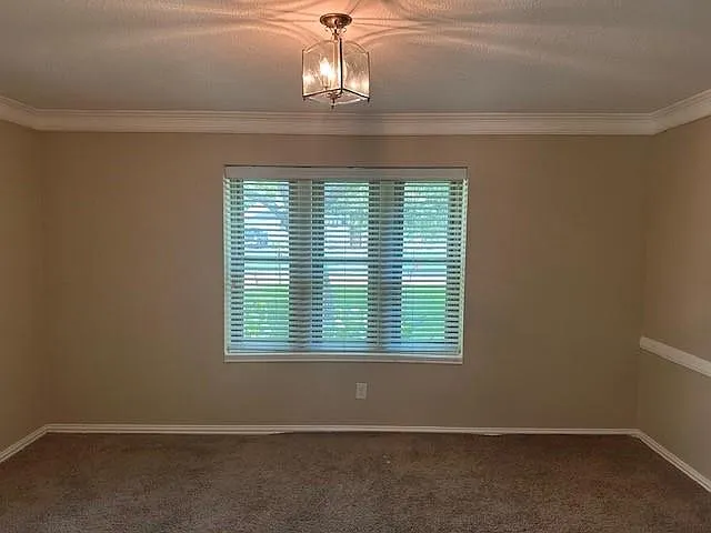18015 Heaton Dr — Photo 37