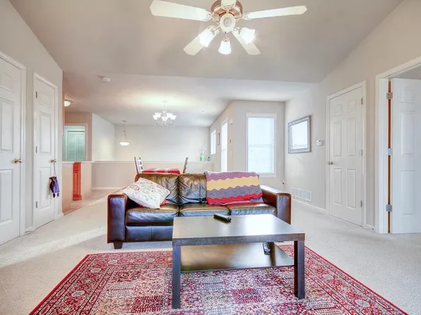 103 Yorkminster Ln, Savoy, IL