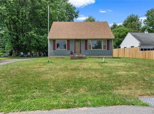 107 Kies Dr, Liverpool, NY 13090