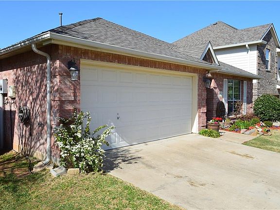 5th image of 1317 Chestnut Hill Dr