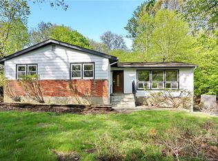 21 Wilshire Dr, Spring Valley, NY 10977