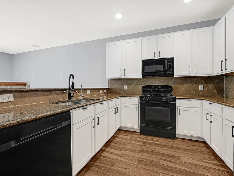 29467 Iris Bloom Ct — Photo 12