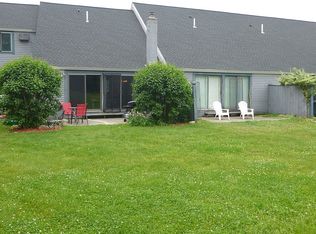 112 Bayberry Ln, Londonderry, NH 03053