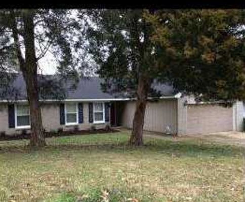 1st image of 1003 Antietam Rd SE