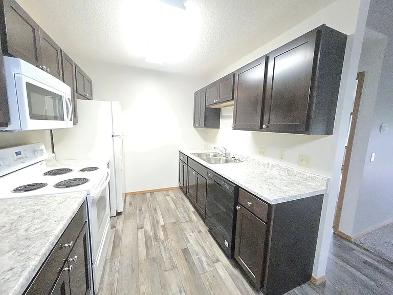 Chapelwood III Apartments — Photo 27