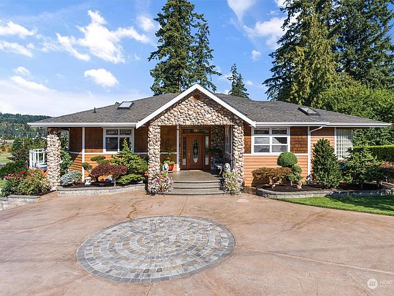 2nd image of 249 Lochwood Drive