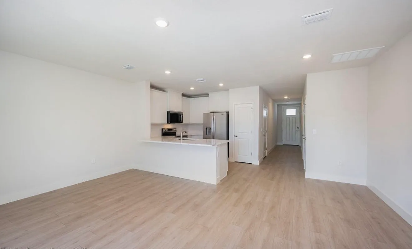 3 bed, 2.5 bath, 1463 sqft, $2,399 — Photo 1