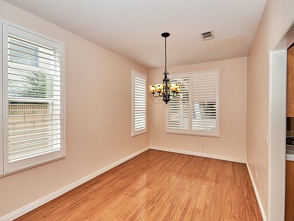 5th image of 15860 Silver Springs Dr