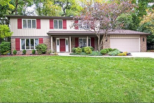 1st image of 10S335 Hampshire Ln W