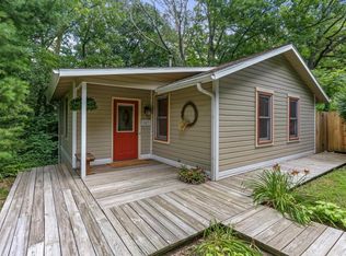 107 S Thompson St, New Buffalo, MI 49117