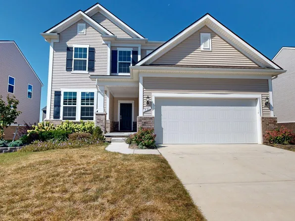 751 Haywood Dr, Saline, MI 48176
