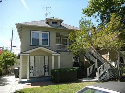 5th image of 674 40th St