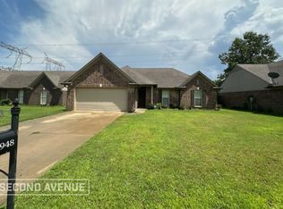 8948 Smith Ranch Dr, Southaven, MS 38671