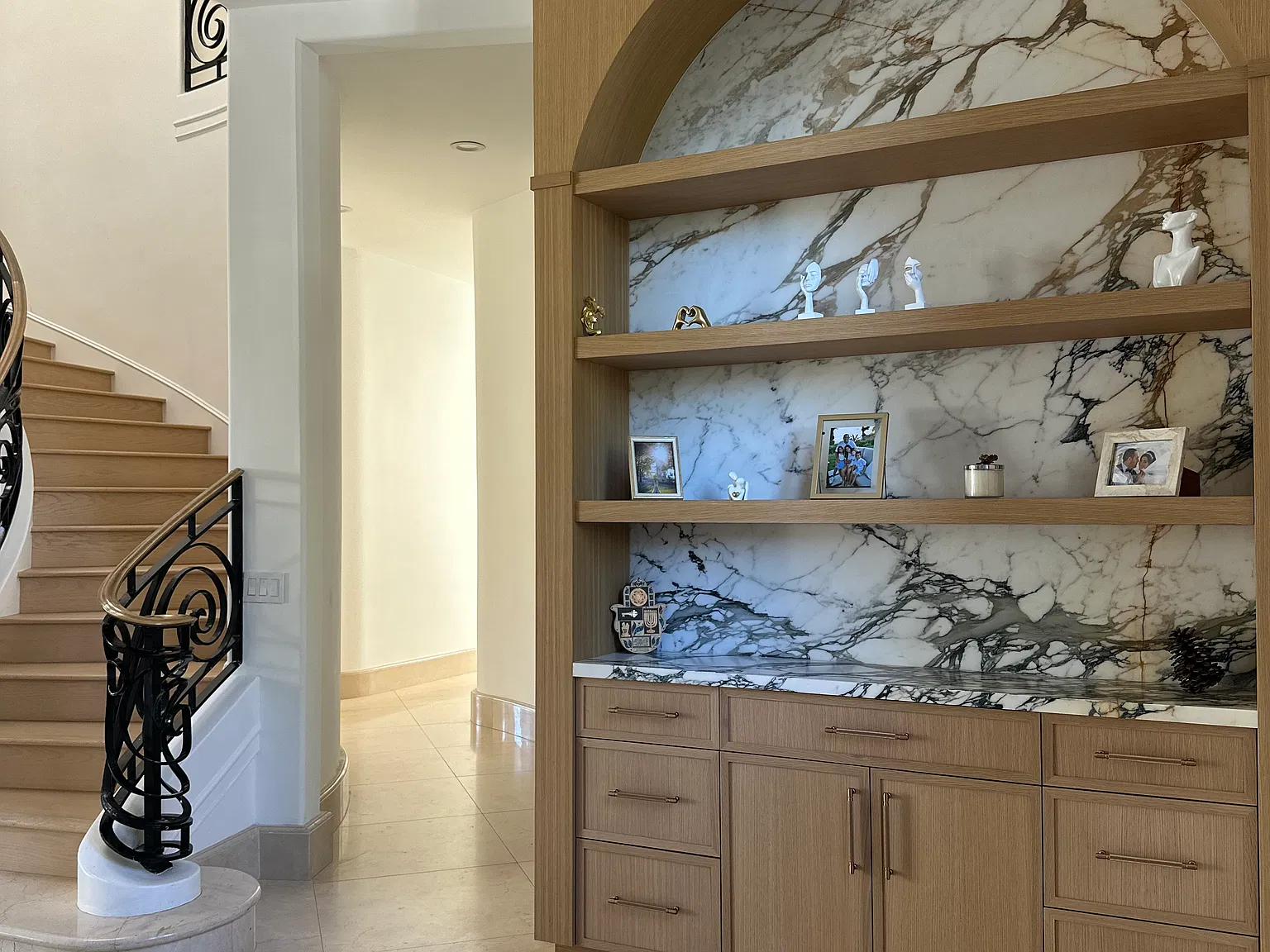 Clerendon Rd, Beverly Hills — Photo 3