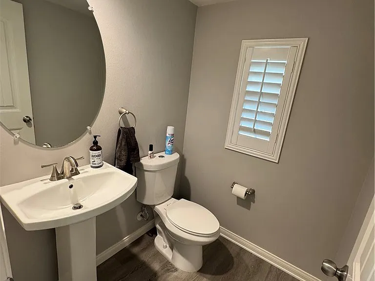 501 Villa Way — Photo 22
