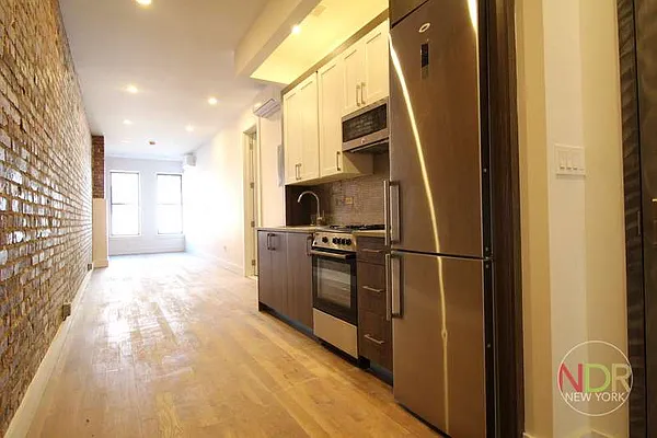 Rented by Next Door Realty NYC | media 31