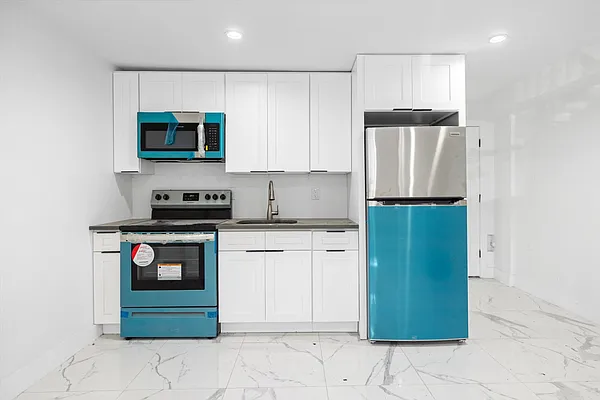 Rented by Brown Harris Stevens | media 2