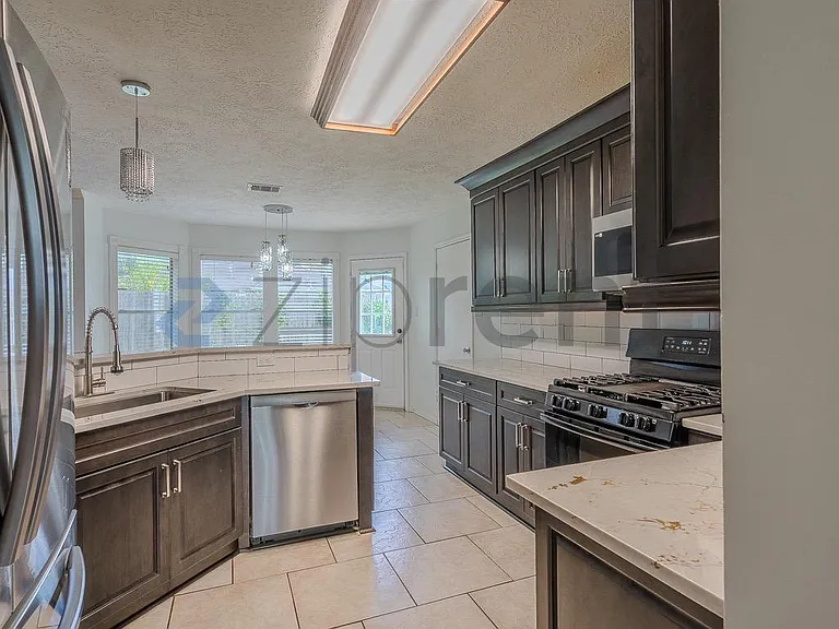 3402 Haydee Rd — Photo 9