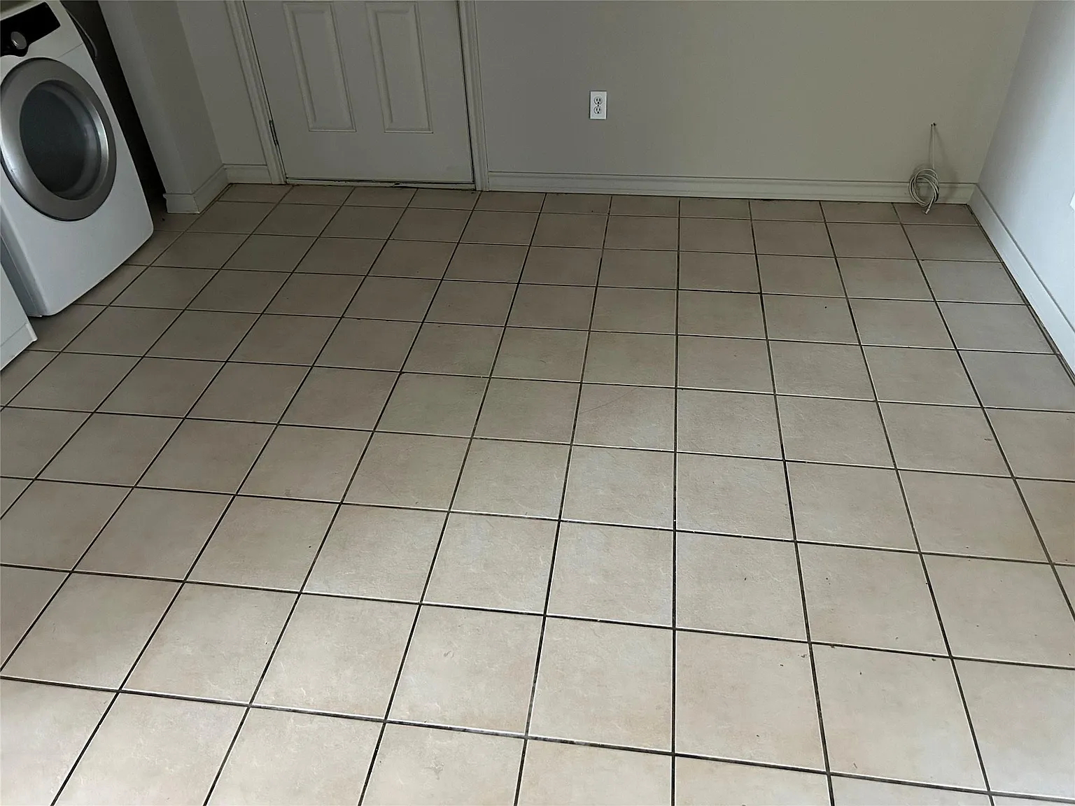 2 bed, 2.0 bath, 1200 sqft, $1,550 — Photo 4
