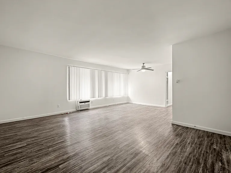 7518 LEXINGTON — Photo 37