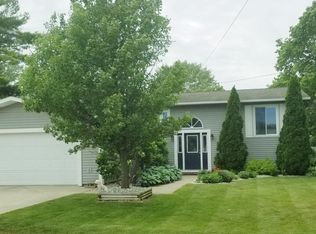 6251 S Beach Rd, Fremont, MI 49412