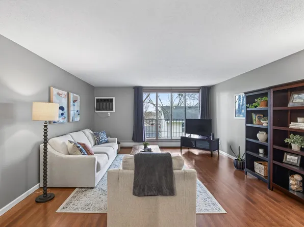 4625 Minnetonka Blvd APT 204, Saint Louis Park, MN 55416