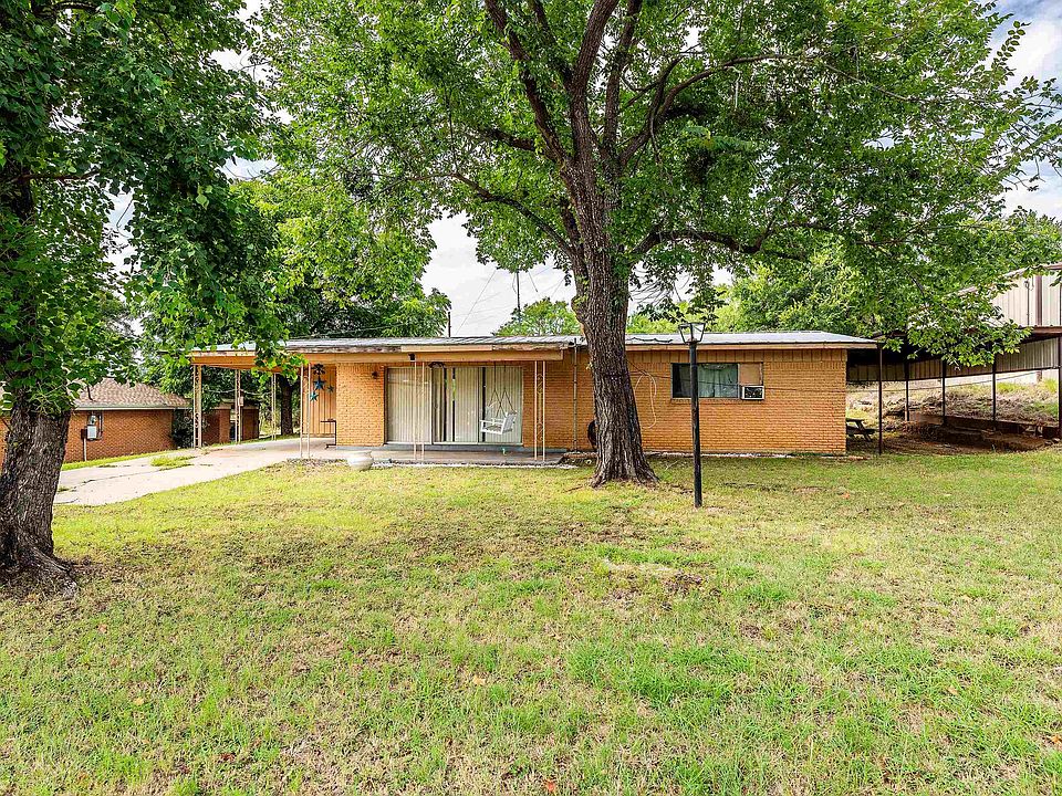 1st image of 103 Live Oak