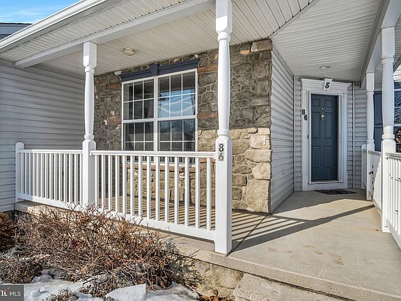 5th image of 86 Barley Cir