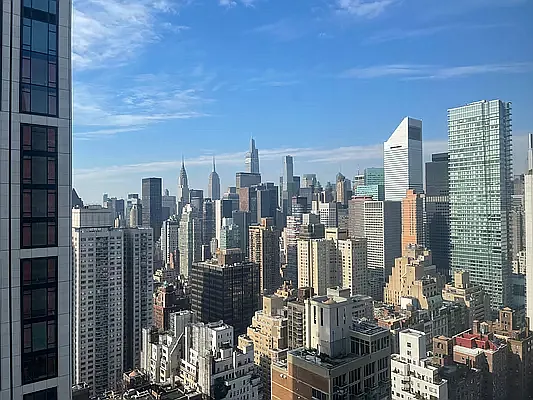 Sold by Compass | media 32