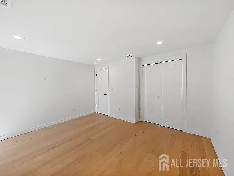 3 Meadow Rd #2 — Photo 12