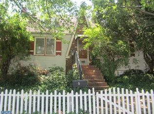 5 Berwick Ave, Mount Ephraim, NJ 08059