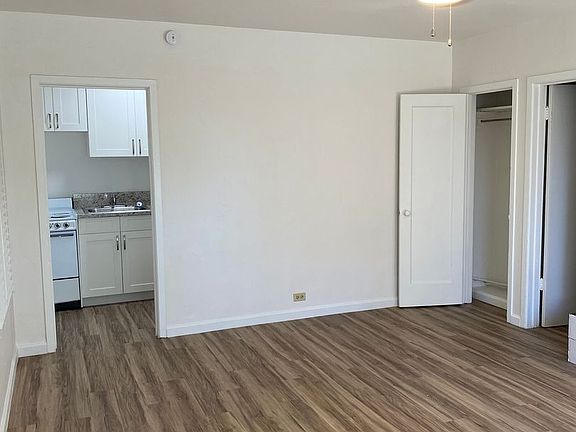 4th image of 624B Pumehana St #M