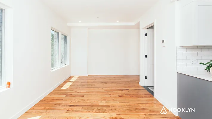 Rented by Nooklyn NYC LLC | media 8