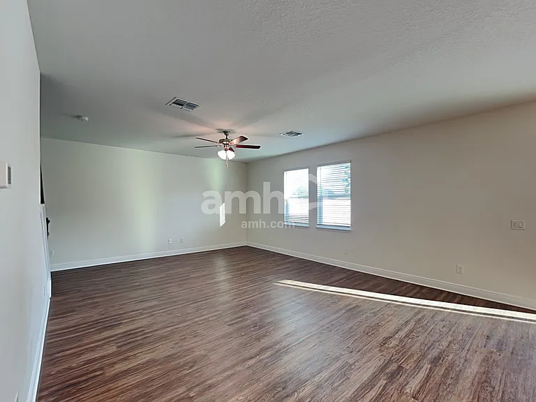 1179 Sky Lakes Dr — Photo 9