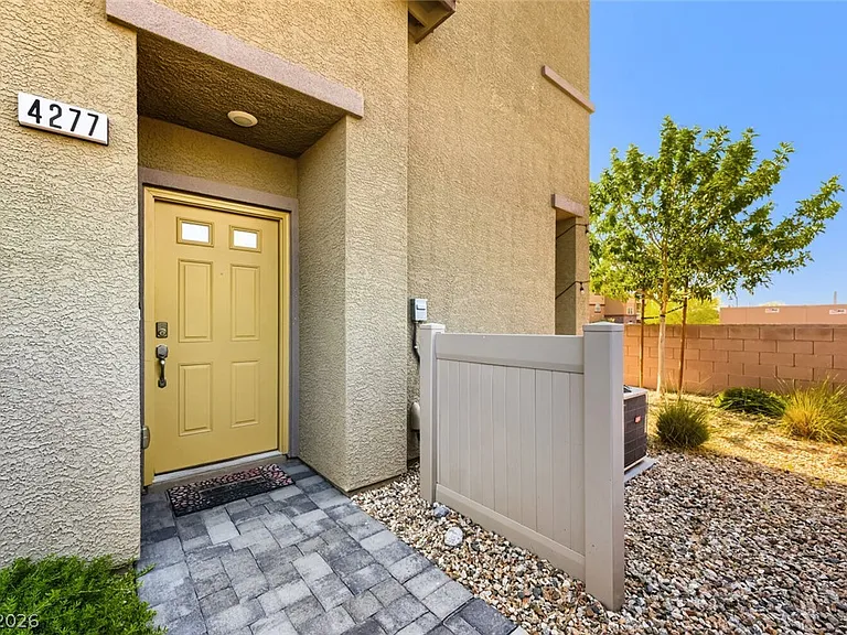 4277 Venus Falls Ave — Photo 1