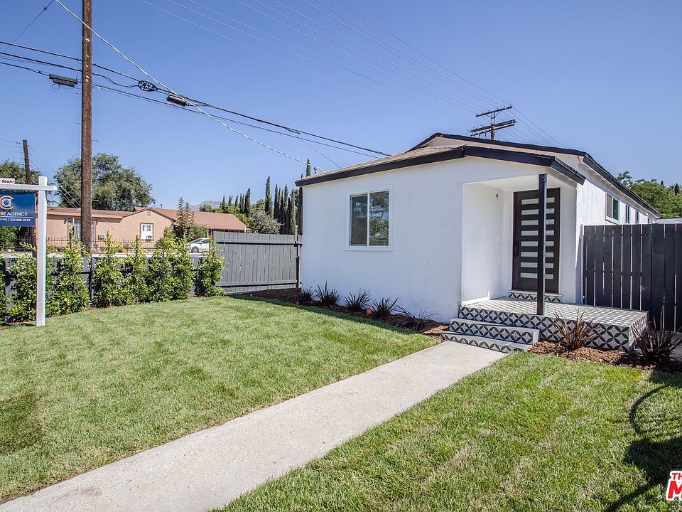 1st image of 12926 Borden Ave