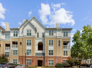 2108 Highcourt Ln Suite 305, Herndon, VA 20170