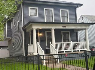 1145 N 5th St, Springfield, IL 62702