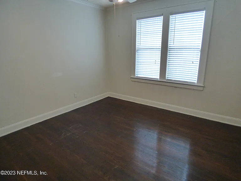 2671 College St — Photo 21