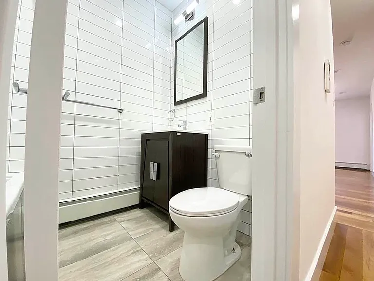 496 Manhattan Ave #4A — Photo 10