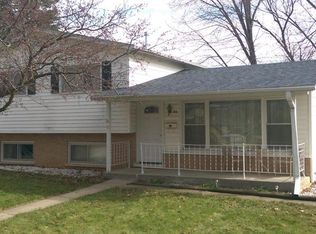 46 Gifford Ct, Mundelein, IL 60060