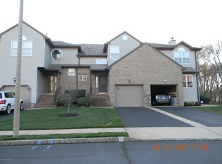 32 Atrium Way, Manalapan, NJ 07726