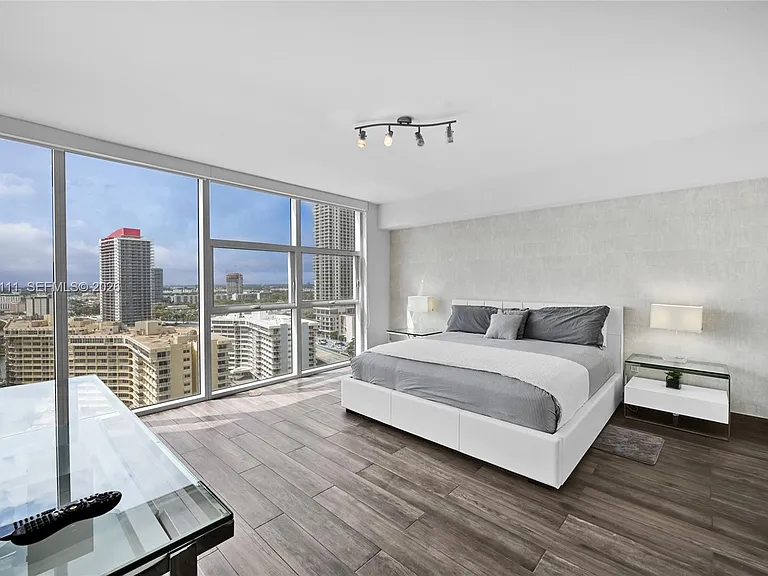 1830 S Ocean Dr #1907 — Photo 8