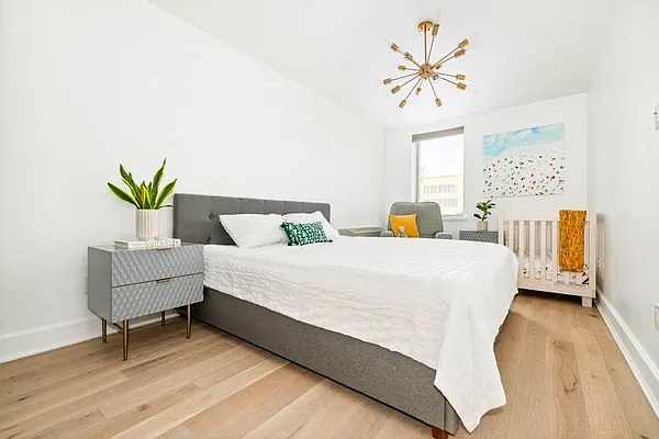 Sold by Corcoran | media 6