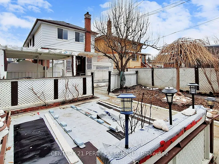 69 24th St — Photo 44