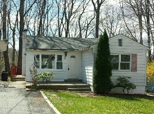 40 E Shawnee Trl, Wharton, NJ 07885