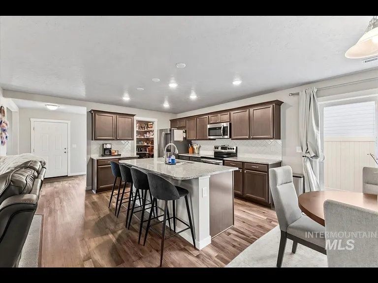 7662 S Sea Breeze Way — Photo 18