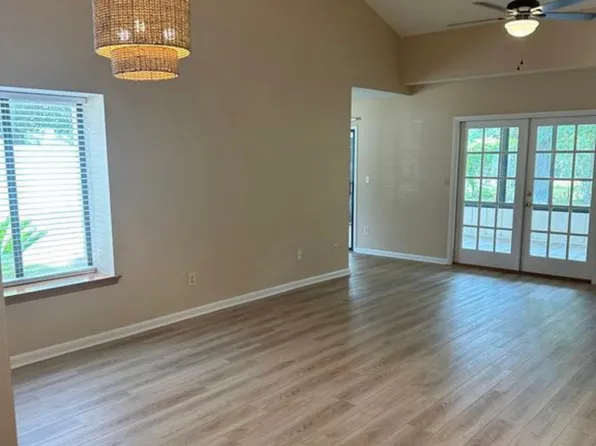 3049 Pablo Bay Dr E, Jacksonville, FL 32224