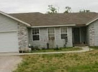 121 Clearcove Dr, Reeds Spring, MO 65737