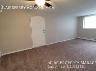 2107 Blairs Ferry Rd NE #4, Cedar Rapids, IA 52402
